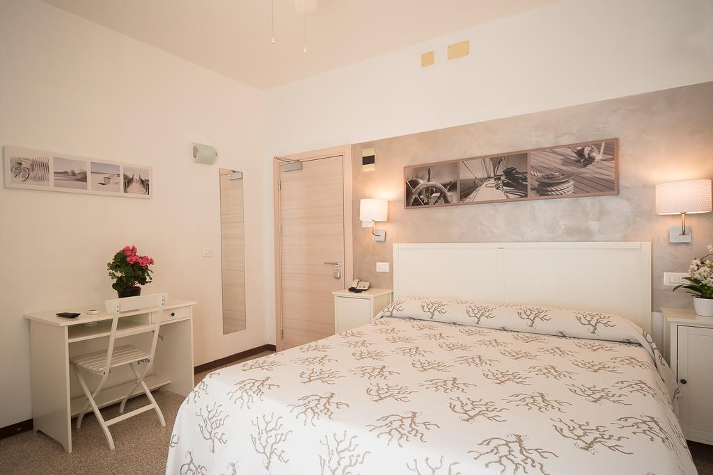 Hotel Conchiglia Лидо-ди-Езоло Экстерьер фото